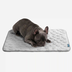 Frostcore™ Cooling Mat - Hearts Grey